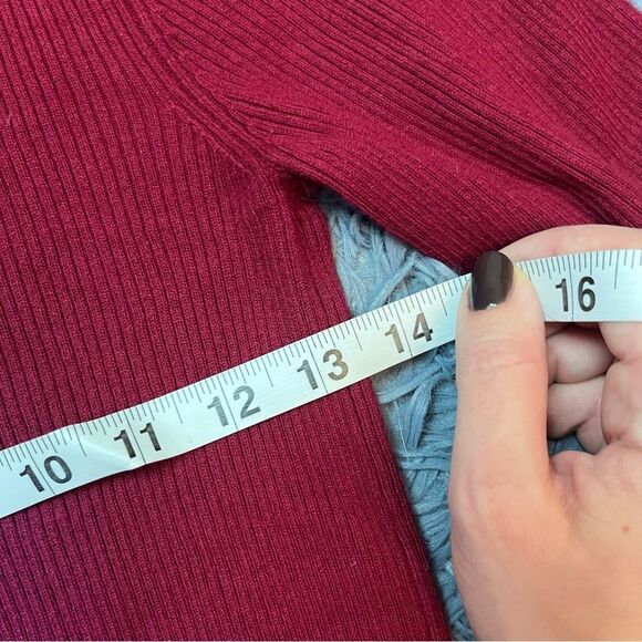 BCBG MaxAzria Wool Cashmere Bell Flared Sleeve Burgundy Red Sweater Size S - Picture 4 of 6